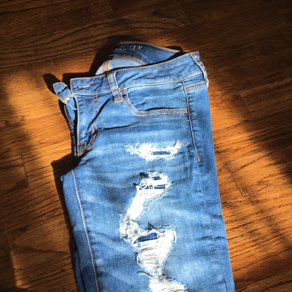 Jeans - Picture 2 of 4